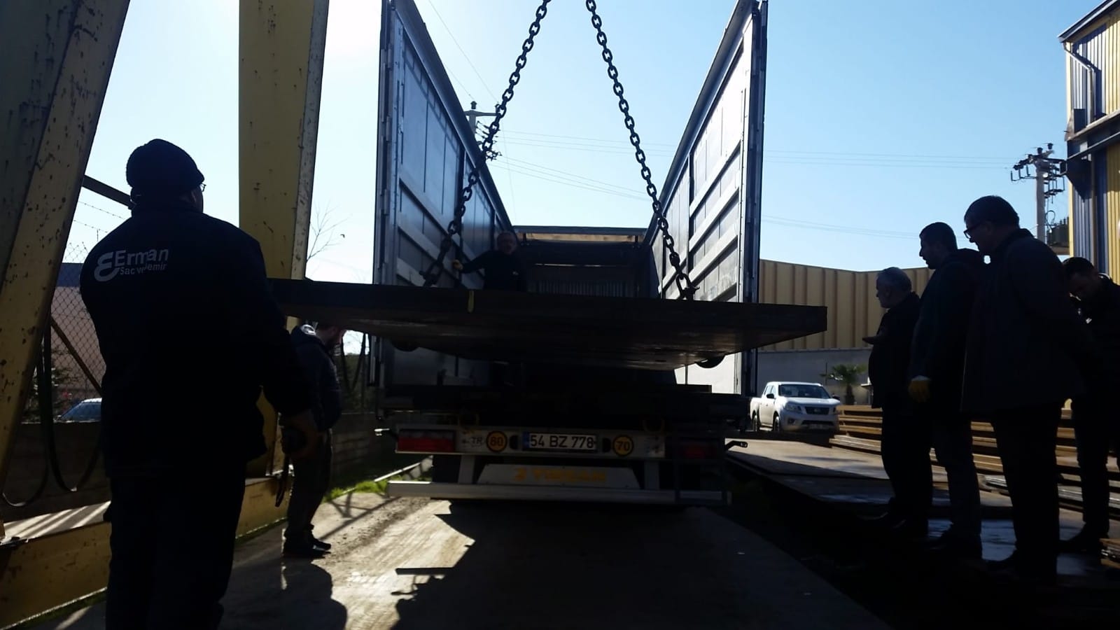 1,360 tonnes of steel to the Caspian for an offshore project 5